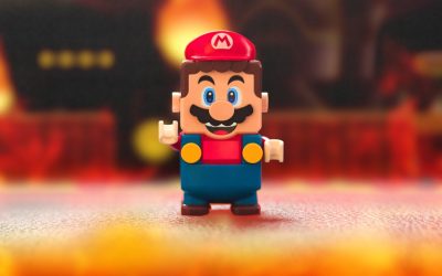 Negocio en línea de videojuegos: Oportunidades y desafíos.