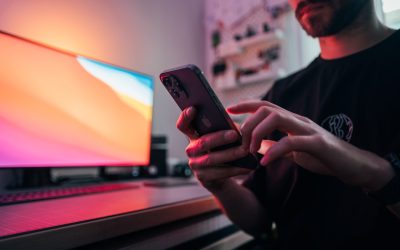 ¿Qué es el AMP (Accelerated Mobile Pages) y cómo mejora el rendimiento móvil?