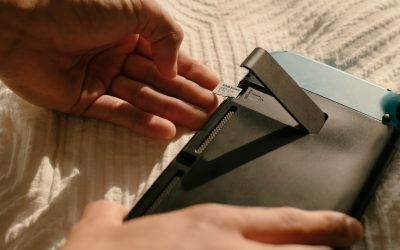 ¿Cómo afecta el uso de NVMe en la velocidad de respuesta de un sitio web?
