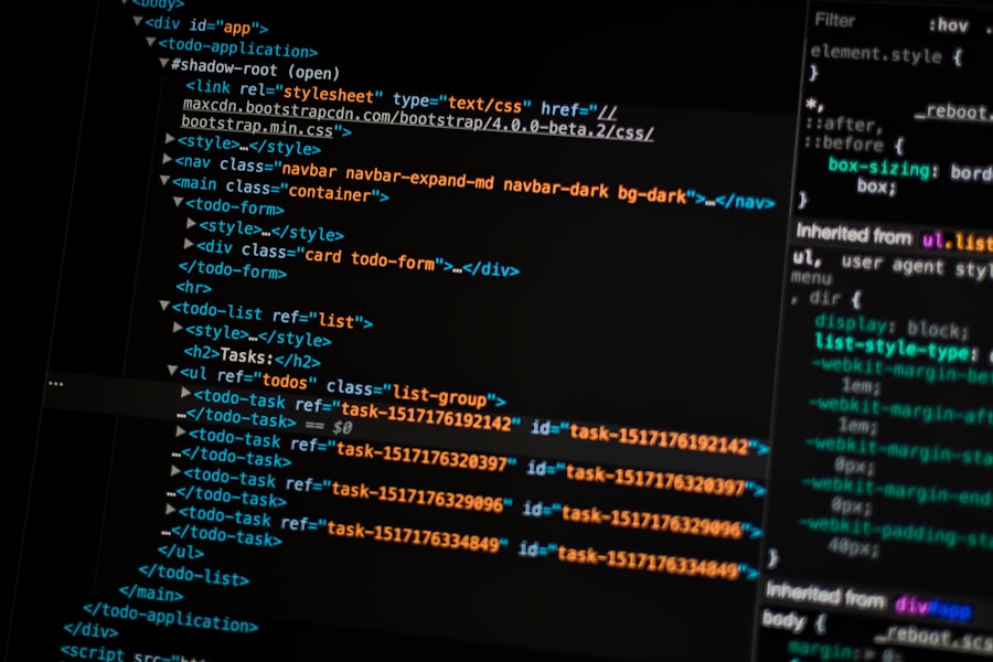 ¿Cómo afecta la estructura del código HTML al rendimiento del sitio y cómo se optimiza?